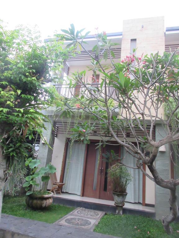 Rika Sanur Homestay Экстерьер фото